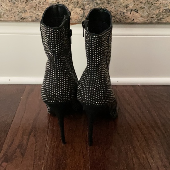 Stiletto heeled-ankle boots - Picture 4 of 11